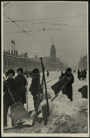 Обложка книги На Невском проспекте Фотография