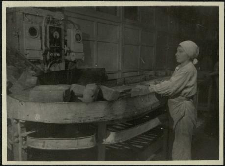 Обложка книги Свежевыпеченный хлеб Фотография