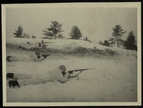 Обложка книги На позиции Фотография