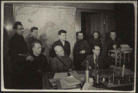 Обложка книги В кабинете ответственного секретаря "Правды" Ильичёва Фотография
