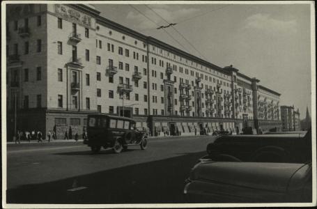Обложка книги На улице Горького Фотография